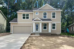 44 Manley Ave, Holland, MI 49424 - Photo 1