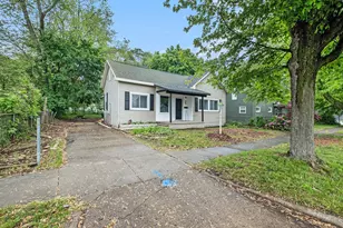 2021 Miner Ave, Muskegon, MI 49441 - Photo 1