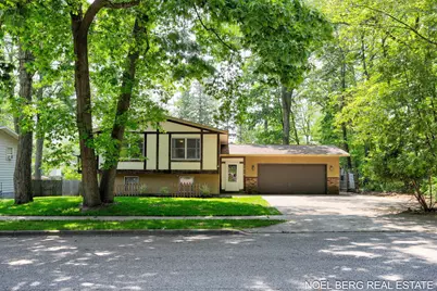 1710 Dykhouse Avenue, Grand Haven, MI 49417 - Photo 1