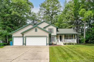 6711 N Point Dr, Fruitport, MI 49415 - Photo 1