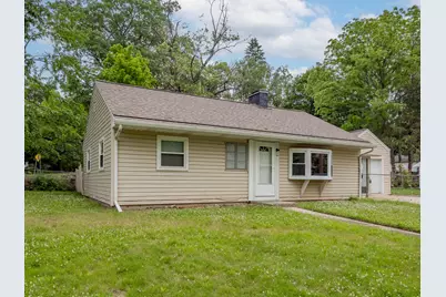909 Royce Avenue, Kalamazoo, MI 49001 - Photo 1