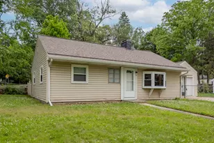 909 Royce Ave, Kalamazoo, MI 49001 - Photo 1