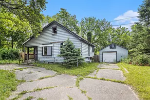 2356 Mt Olivet Rd, Kalamazoo, MI 49004 - Photo 1