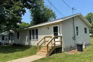 113 E South St, Decatur, MI 49045 - Photo 1