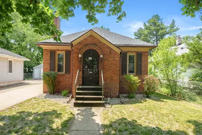 909 Dayton Avenue, Kalamazoo, MI 49048 - Photo 1