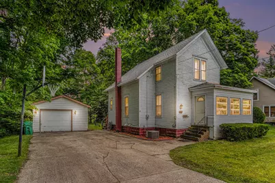 319 N Grant Avenue, Three Rivers, MI 49093 - Photo 1