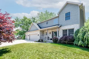 4137 Grandwood Cir, Saint Joseph, MI 49085 - Photo 1