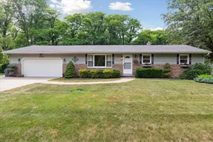 60320 Co Rd 657, Lawton, MI 49065 - Photo 1