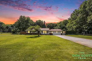 11829 Hoskins Ave NE, Cedar Springs, MI 49319 - Photo 1