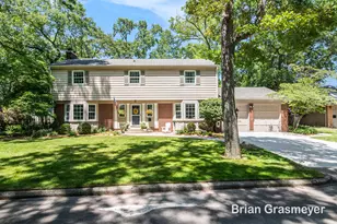 539 Overbrook Ln SE, Grand Rapids, MI 49507 - Photo 1