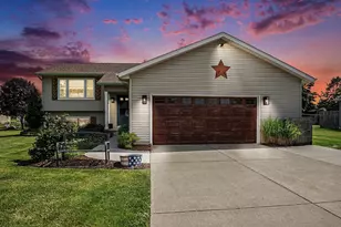 4104 Jeanola St NW, Grand Rapids, MI 49544 - Photo 1