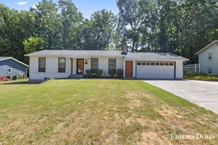 4622 Breckenridge Dr NE, Grand Rapids, MI 49525 - Photo 1