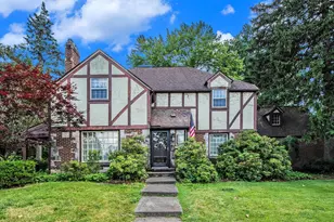 320 Boltwood Dr NE, Grand Rapids, MI 49505 - Photo 1