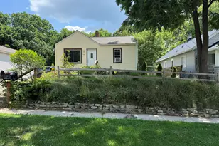 516 Cooper Ave, Kalamazoo, MI 49048 - Photo 1