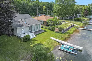 210 Oak Grove Dr, Brooklyn, MI 49230 - Photo 1