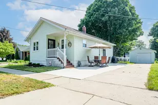 857 St Joseph St, South Haven, MI 49090 - Photo 1