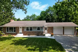 521 E Pine St, Fremont, MI 49412 - Photo 1