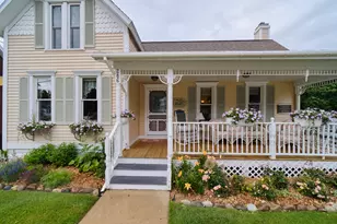 286 5th Ave, Manistee, MI 49660 - Photo 1