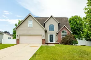 507 Illinois Dr, Tecumseh, MI 49286 - Photo 1