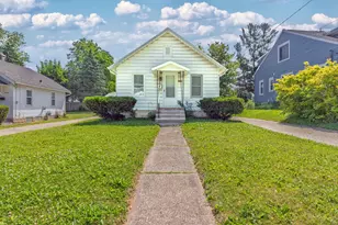 1234 Diamond Ave NE, Grand Rapids, MI 49505 - Photo 1