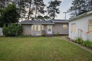 465 Champion St, Jackson, MI 49201 - Photo 1