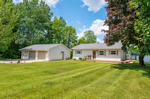 11015 E 44 Rd, Cadillac, MI 49601 - Photo 1