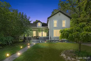 517 E Main St, Ionia, MI 48846 - Photo 1