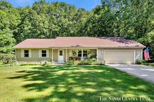 15071 Steve's Dr, Grand Haven, MI 49417 - Photo 1