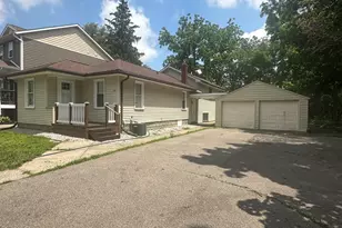 1127 Lafayette Ave, Kalamazoo, MI 49006 - Photo 1