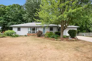 1200 Elmwood Dr, Jenison, MI 49428 - Photo 1