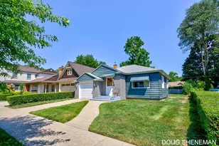 21 W 26th St, Holland, MI 49423 - Photo 1