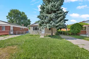 11107 Toepfer Rd, Warren, MI 48089 - Photo 1