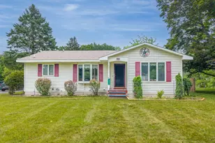 616 N Lincoln Ave, Lakeview, MI 48850 - Photo 1