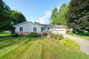 6528 Meadowlark Cir, Jackson, MI 49201 - Photo 1