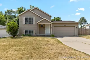 1026 Coldbrook St NE, Grand Rapids, MI 49503 - Photo 1