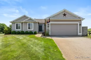 6888 Peninsula Ct NE, Rockford, MI 49341 - Photo 1