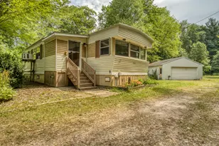 10044 Federal Rd, Howard City, MI 49329 - Photo 1