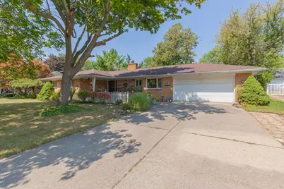 916 Hillcrest Drive, Adrian, MI 49221 - Photo 1