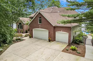 15518 Oak Ridge Dr, Spring Lake, MI 49456 - Photo 1