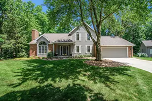 1410 Rothbury Dr NE, Grand Rapids, MI 49505 - Photo 1