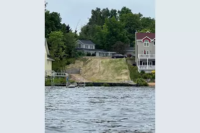 7922 Lakewood Drive S, Coloma, MI 49038 - Photo 1