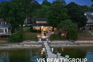 537 Buena Vista Dr, Spring Lake, MI 49456 - Photo 1