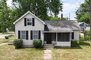 312 Pennsylvania Ave, Dowagiac, MI 49047 - Photo 1