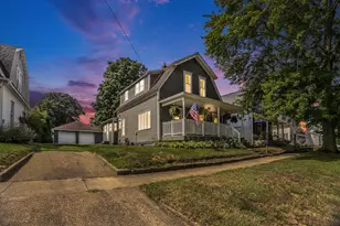 722 Conger St, South Haven, MI 49090 - Photo 1