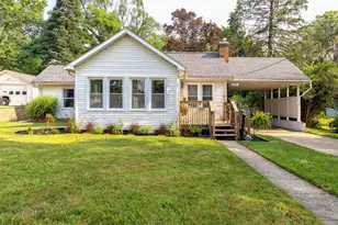 614 Hutchinson St, Kalamazoo, MI 49008 - Photo 1