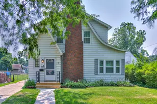 1111 Elmwood Ave, Jackson, MI 49203 - Photo 1