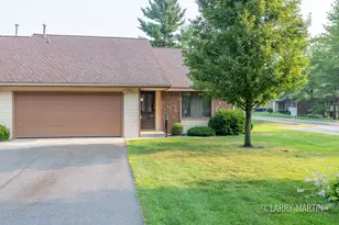 459 Cherry Ln, Holland, MI 49424 - Photo 1