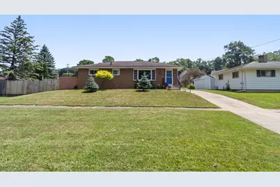 843 N State Street, Jackson, MI 49202 - Photo 1