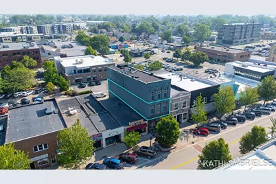 117 Washington Avenue #B, Grand Haven, MI 49417 - Photo 1