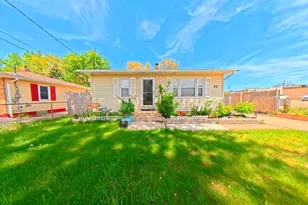 25 Maplelawn St SW, Grand Rapids, MI 49548 - Photo 1